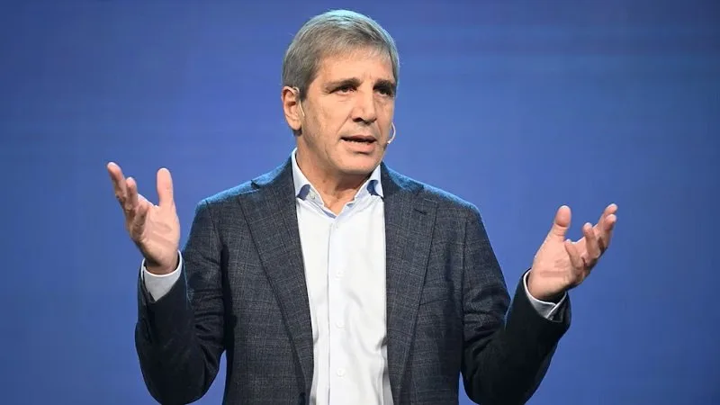 Caputo confirmó baja gradual de retenciones para la industria desde julio y señala junio como mes clave para la mejora económica